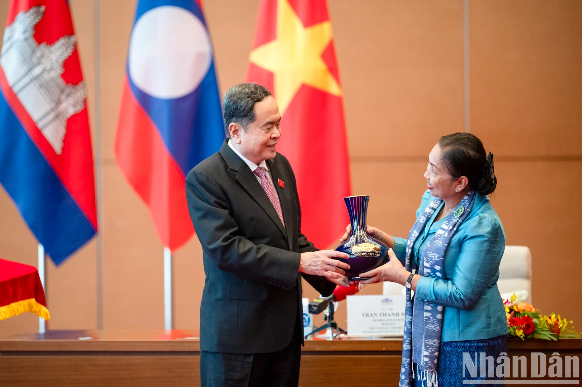 [Ảnh] Chủ tịch Quốc hội Trần Thanh Mẫn tiếp Đoàn đại biểu Hội Phụ nữ và nữ doanh nhân hai nước Lào và Campuchia ảnh 7