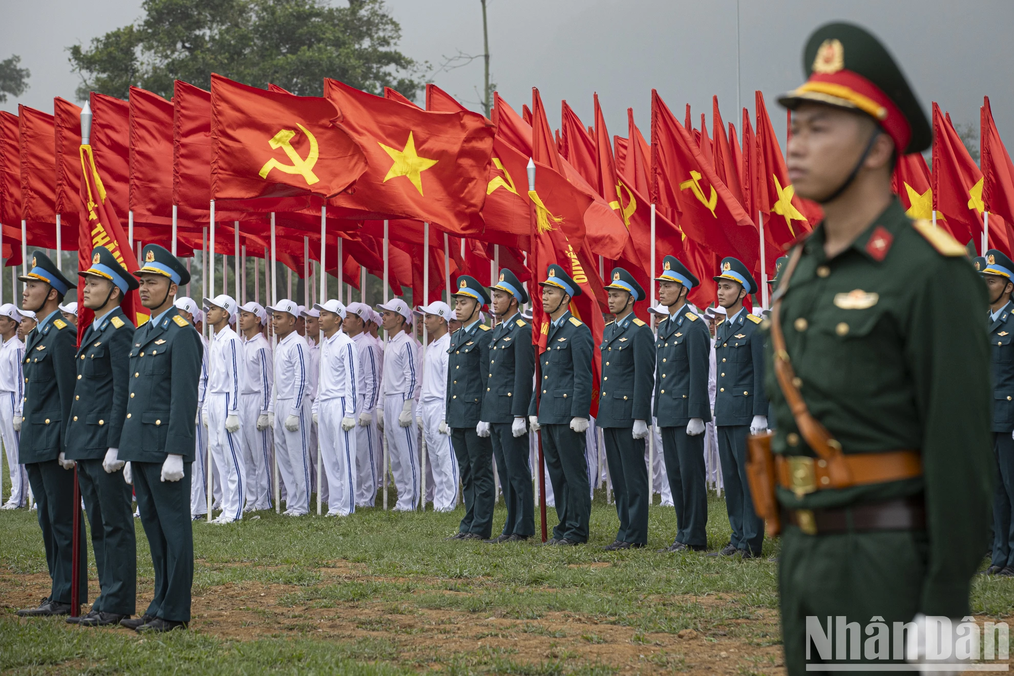 [Ảnh] Hợp luyện diễu binh, diễu hành kỷ niệm 50 năm Ngày Giải phóng miền nam, thống nhất đất nước ảnh 7