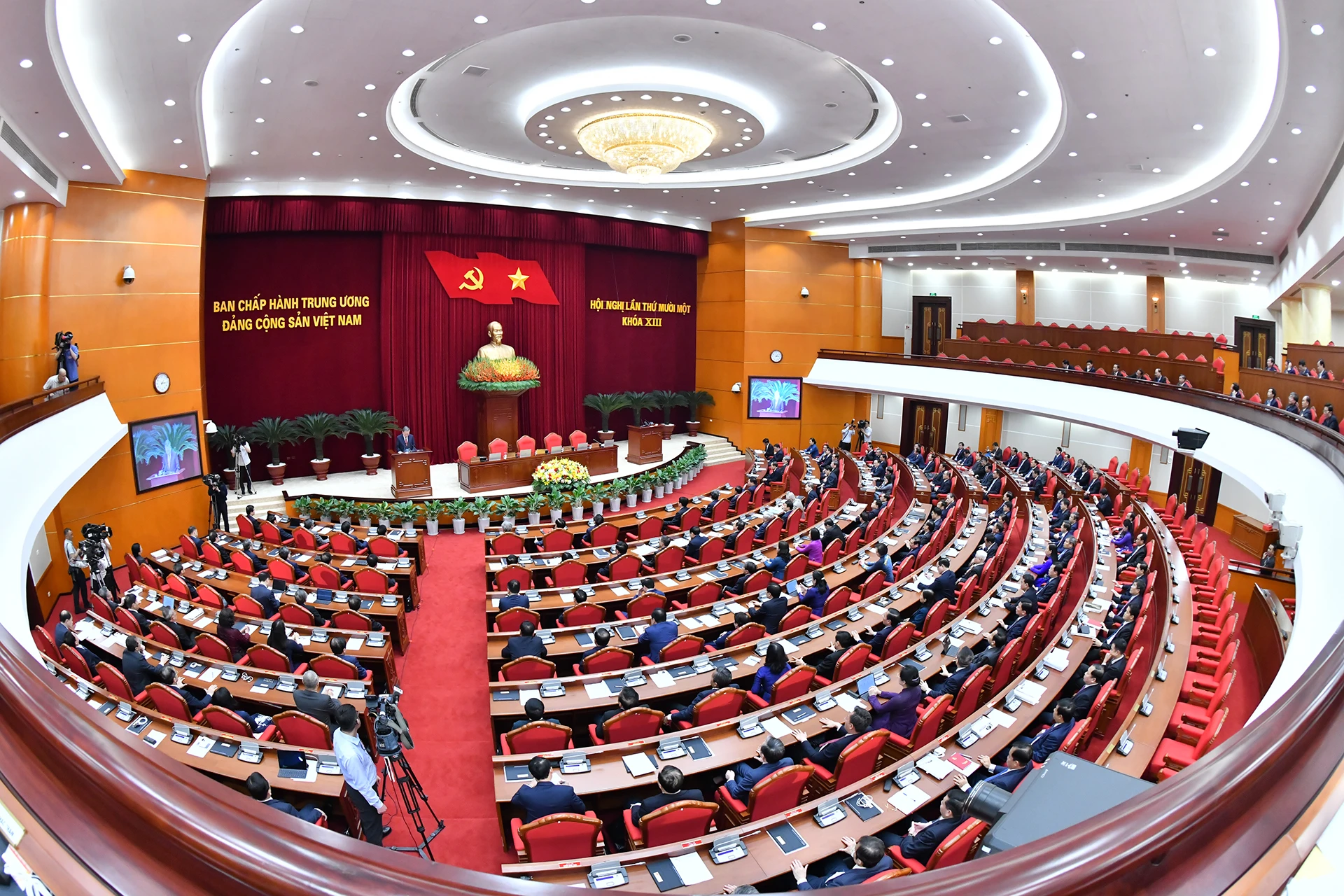 Phát biểu bế mạc của Tổng Bí thư Tô Lâm tại Hội nghị lần thứ 11 Ban Chấp hành Trung ương Đảng khóa XIII ảnh 2