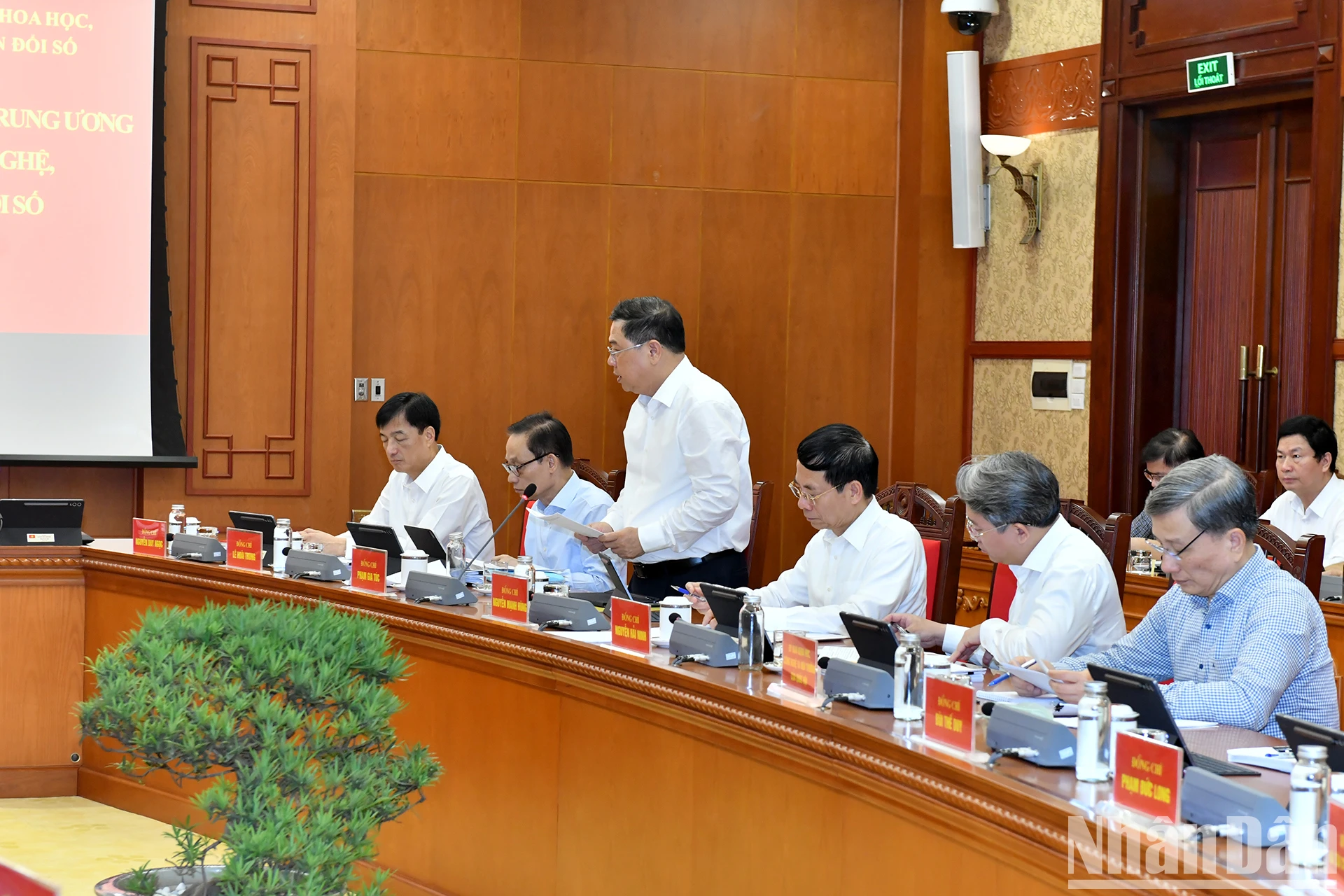 [Ảnh] Tổng Bí thư Tô Lâm chủ trì Phiên họp Thường trực Ban Chỉ đạo Trung ương về phát triển khoa học, công nghệ, đổi mới sáng tạo và chuyển đổi số ảnh 5