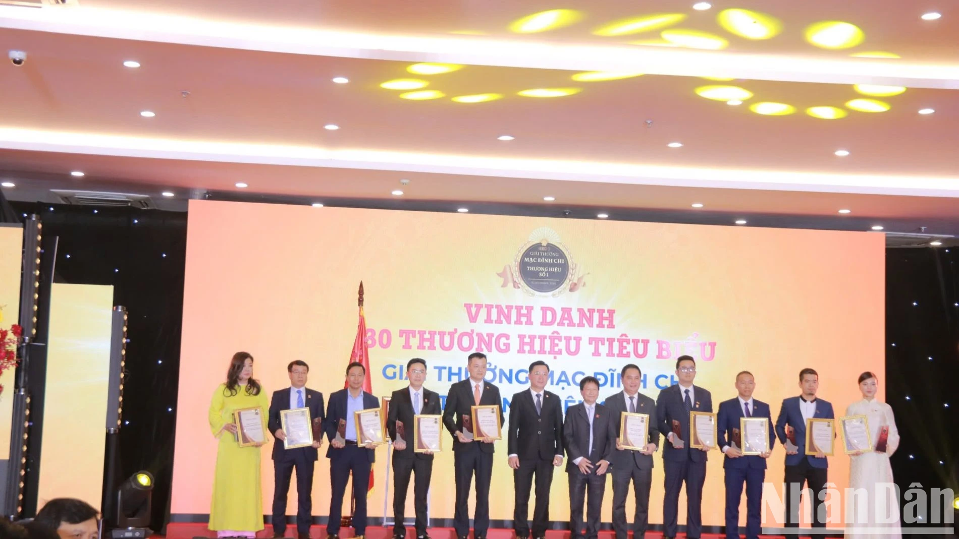 Hiệp hội Doanh nghiệp nhỏ và vừa thành phố Hà Nội đón nhận Huân chương Lao động hạng Nhất ảnh 4