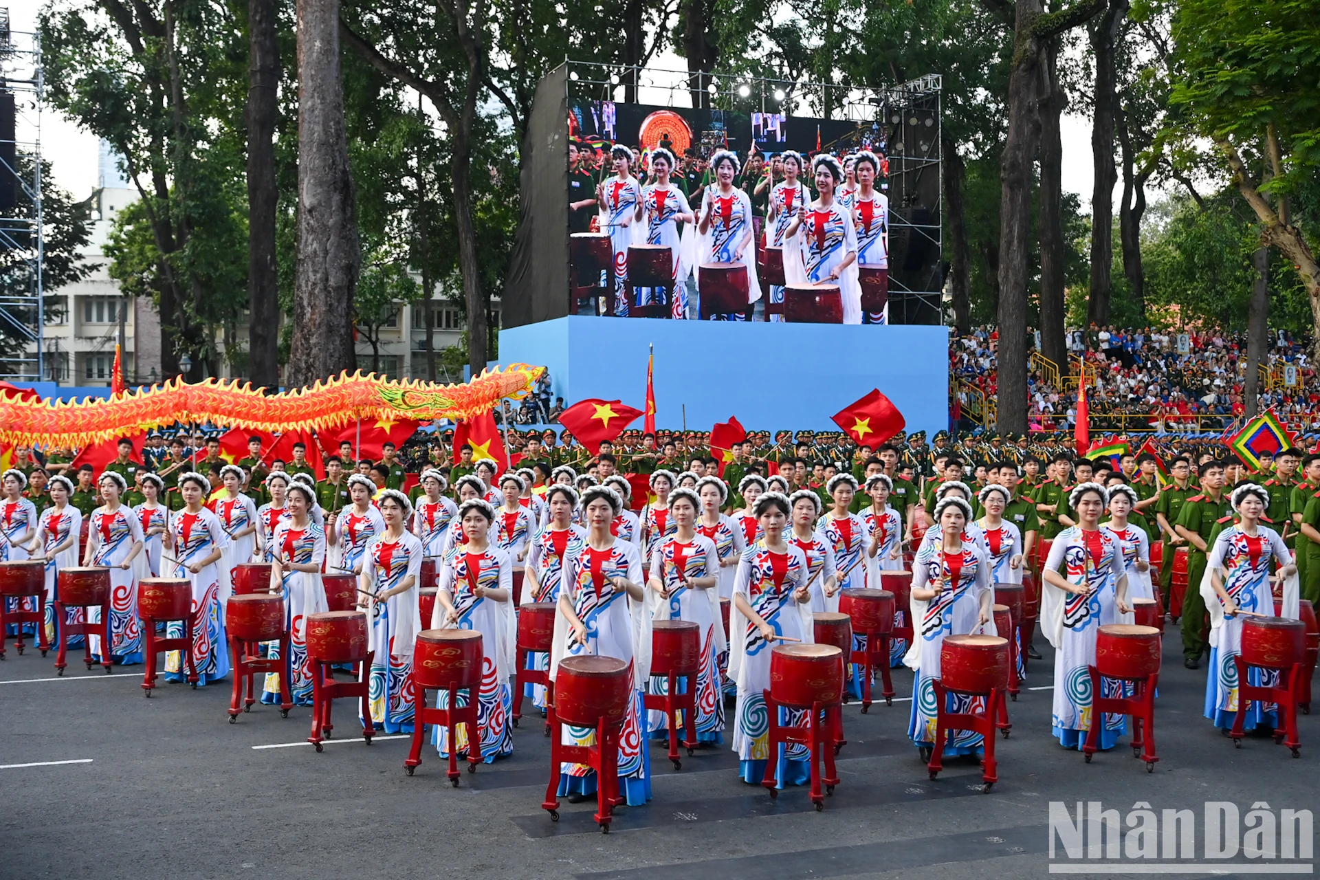 [Ảnh] Hoành tráng màn tổng duyệt lễ diễu binh, diễu hành kỷ niệm 50 năm thống nhất đất nước ảnh 8