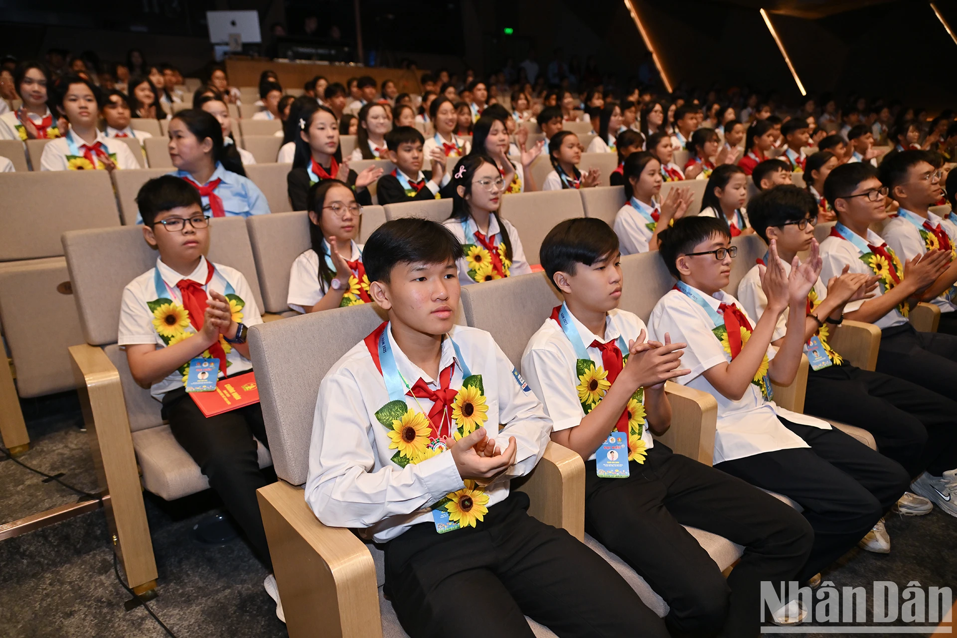 [Ảnh] Chủ tịch nước Lương Cường dự Lễ tuyên dương Cháu ngoan Bác Hồ toàn quốc ảnh 2