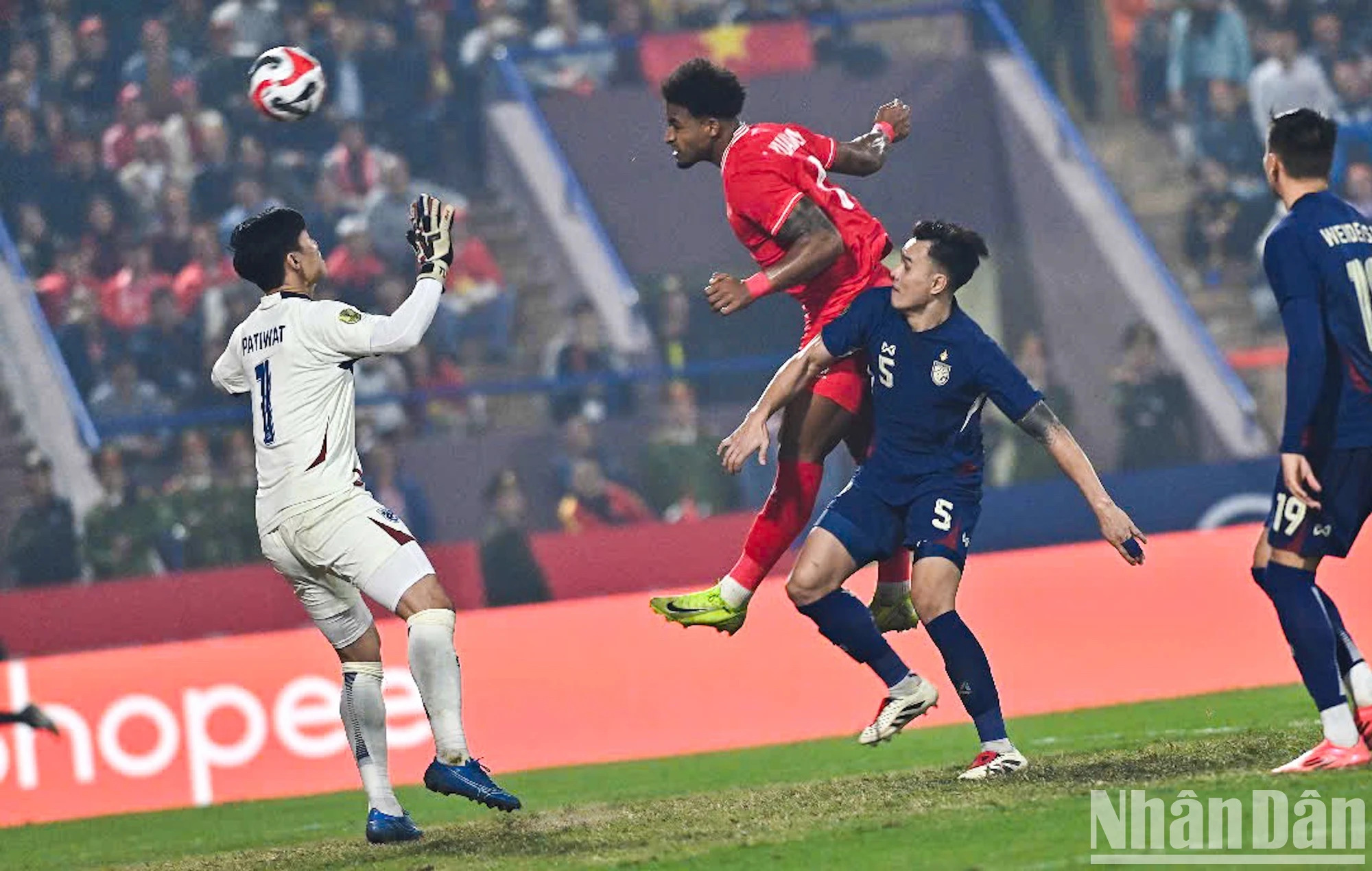 [Ảnh] Thắng Thái Lan 2-1, Việt Nam khởi đầu chung kết mỹ mãn ảnh 7