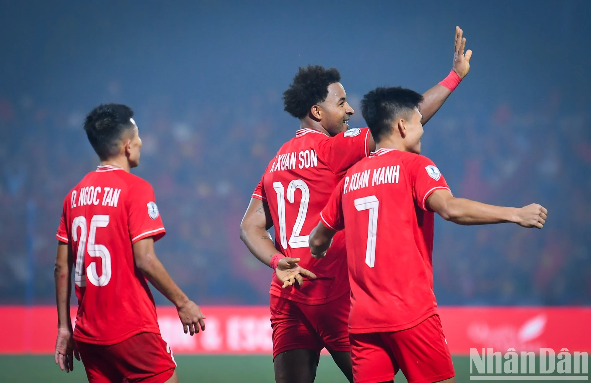 [Ảnh] Thắng Thái Lan 2-1, Việt Nam khởi đầu chung kết mỹ mãn ảnh 12