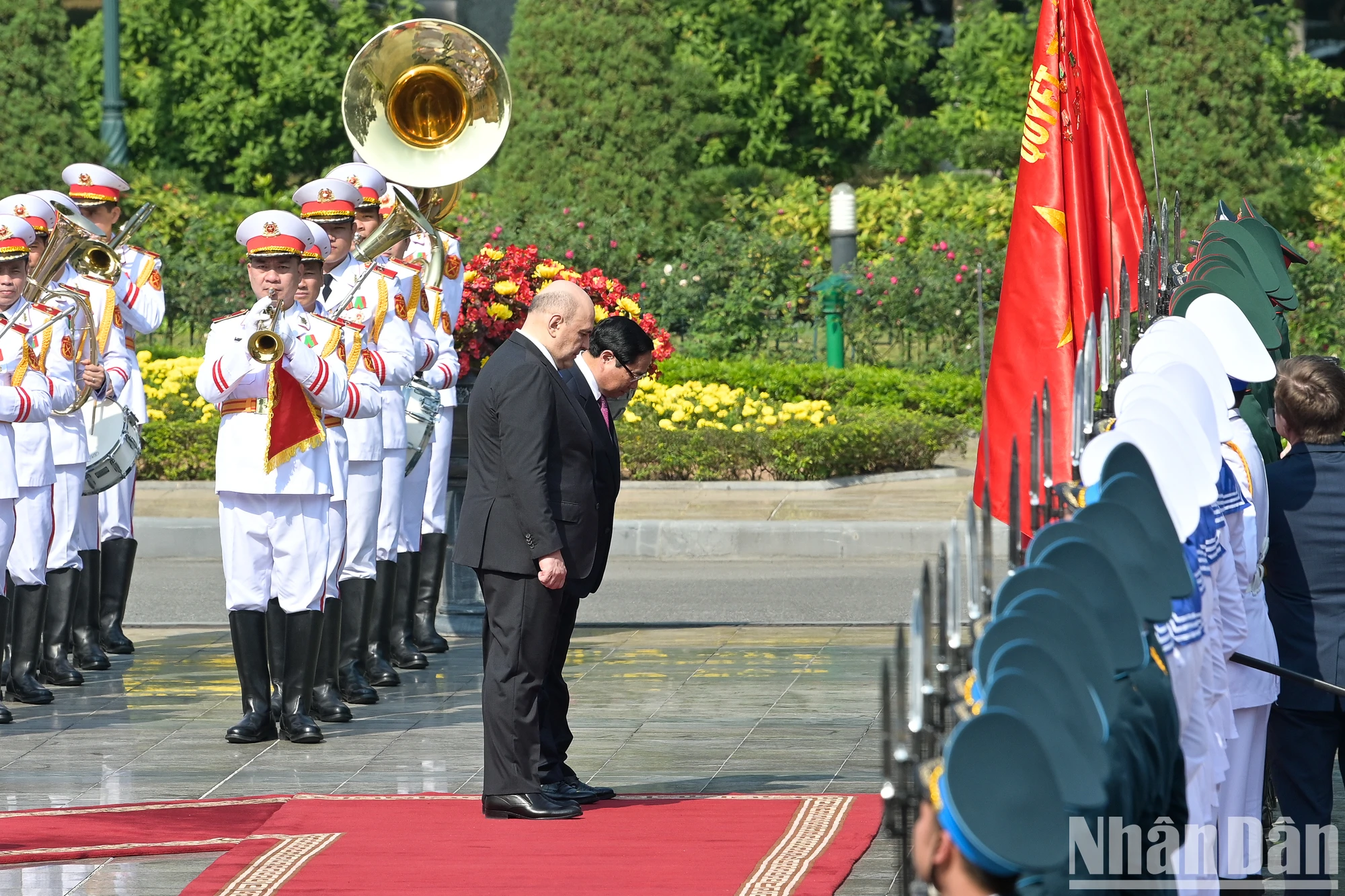 [Ảnh] Thủ tướng Phạm Minh Chính chủ trì Lễ đón Thủ tướng Chính phủ Liên bang Nga Mikhail Vladimirovich Mishustin ảnh 6