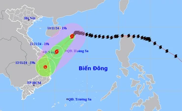 Vị trí và hướng di chuyển của bão số 7 lúc 19 giờ ngày 10/11. (Nguồn: nchmf.gov.vn)