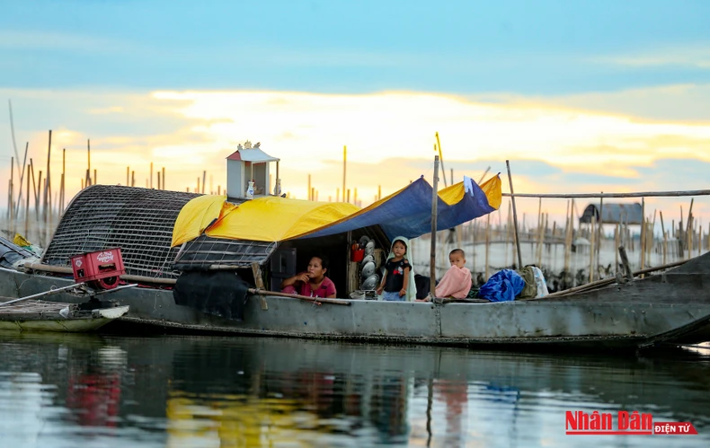 Hoàng hôn tuyệt đẹp trên phá Tam Giang -0