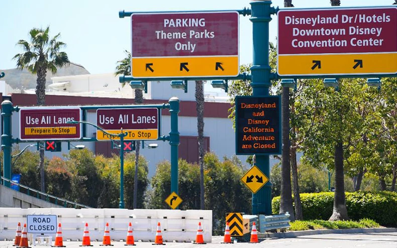 Disneyland châu Á mở lại, châu Mỹ tiếp tục lỡ hẹn -0