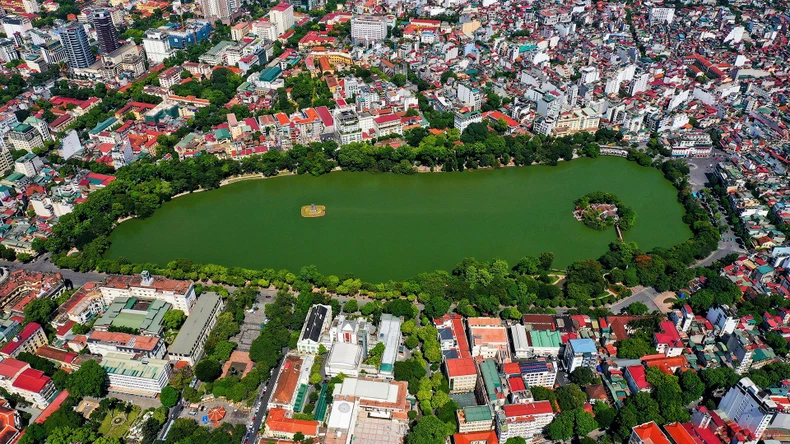 Hà Nội từ trên cao, lạ mà quen -0