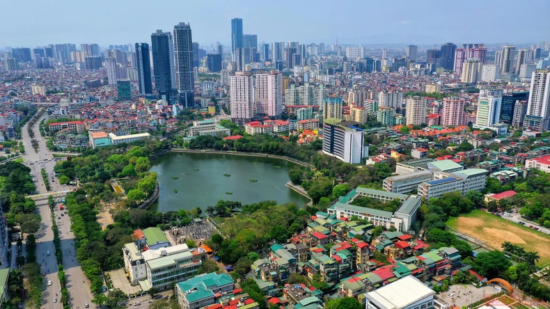 Hà Nội từ trên cao, lạ mà quen -0