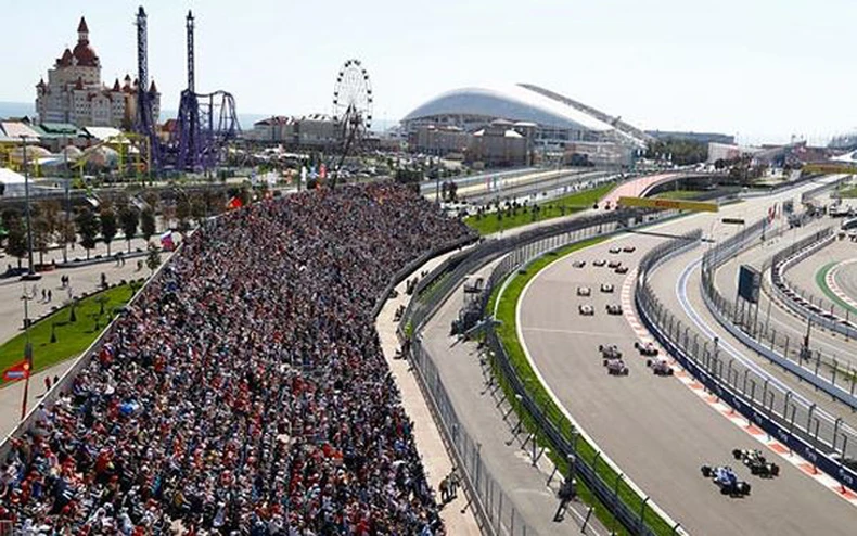 Lịch đua F1 năm 2020 có thêm hai chặng mới -0
