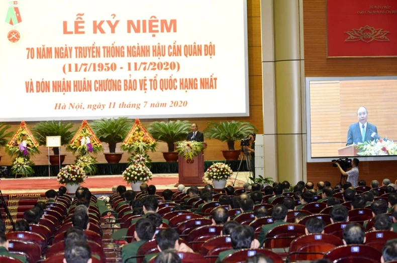 Ngành Hậu cần quân đội nhận Huân chương Bảo vệ Tổ quốc hạng nhất -0