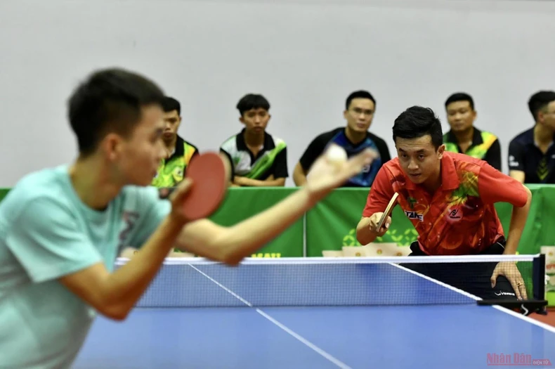 giai_bong_ban_toan_quoc_bao_Nhan-1594828105500.jpg