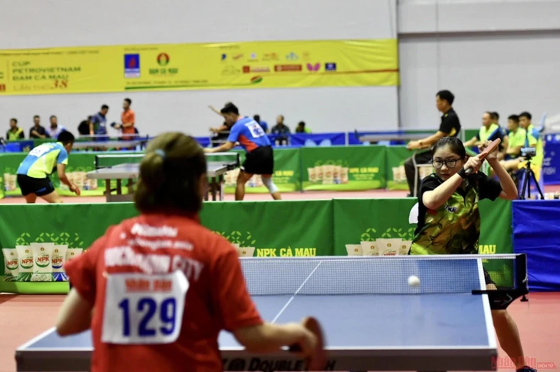 giai_bong_ban_toan_quoc_bao_Nhan-1594828113998.jpg