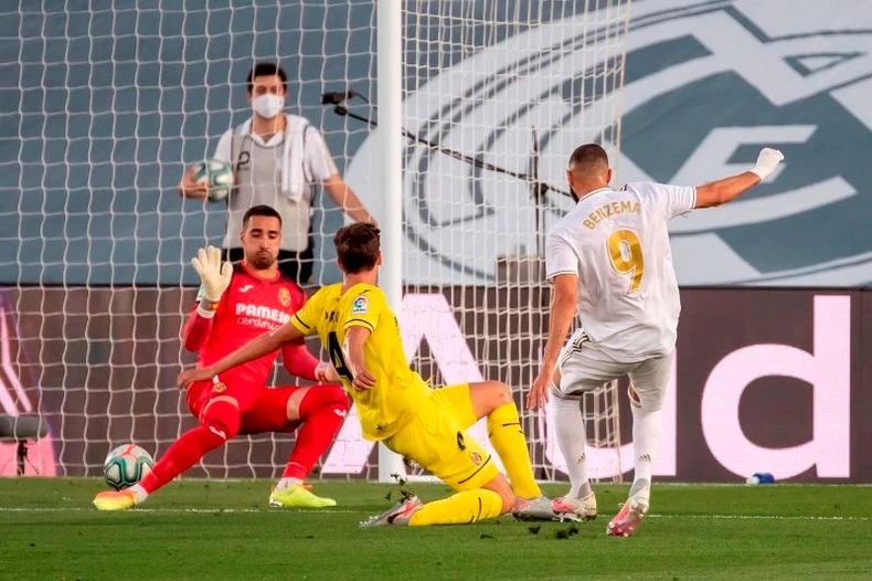 Benzema lập cú đúp, Real vô địch La Liga -0