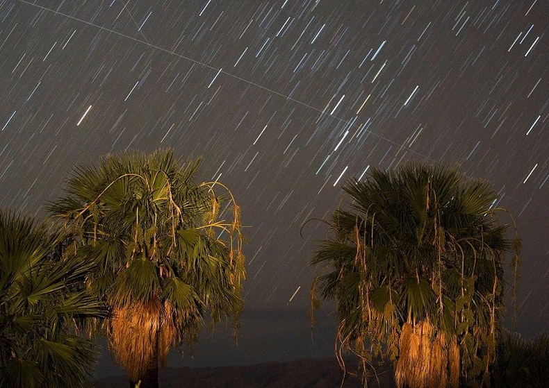 Mưa sao băng Perseid sắp đạt đỉnh trong vài ngày tới -0