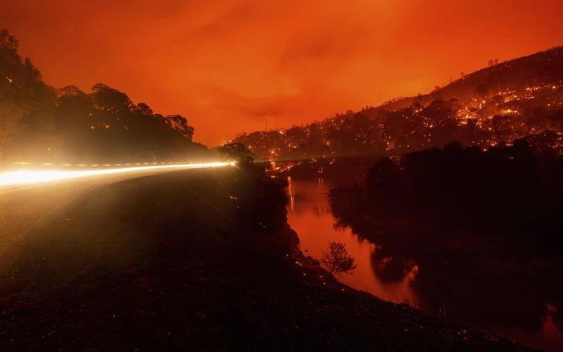 California trong vòng vây của “giặc lửa” -8
