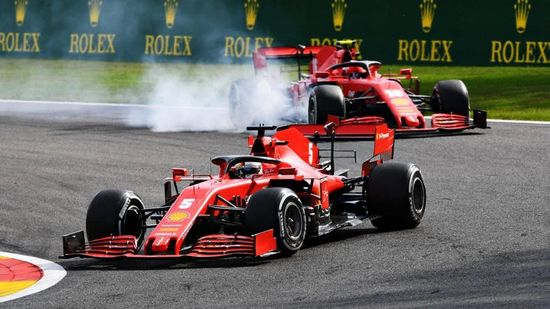 Vẫn là Hamilton -0