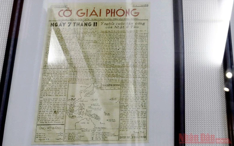 “Cờ giải phóng” phất cao, giục giã Tổng khởi nghĩa -0