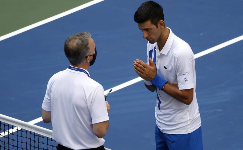 Djokovic bị loại khỏi US Open 2020 -0