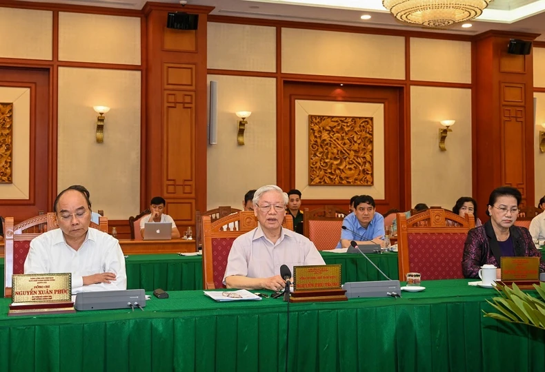 Bộ Chính trị làm việc với Thường vụ Quân ủy Trung ương -0