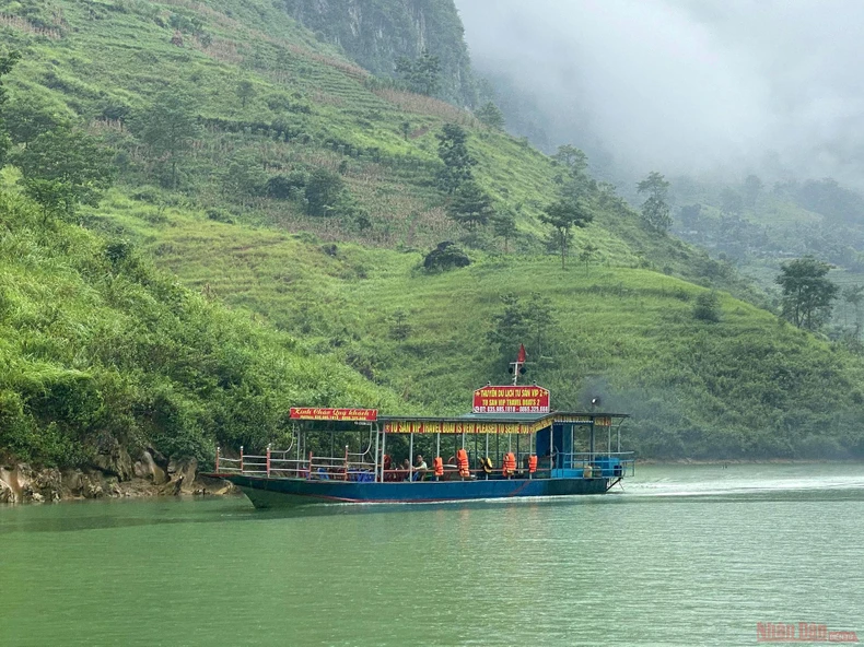 Những góc khác của sông Nho Quế -0