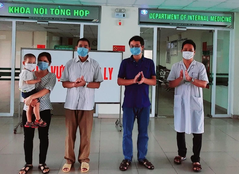 Hai ca Covid-19 nặng nhất miền Bắc đã khỏi bệnh -0