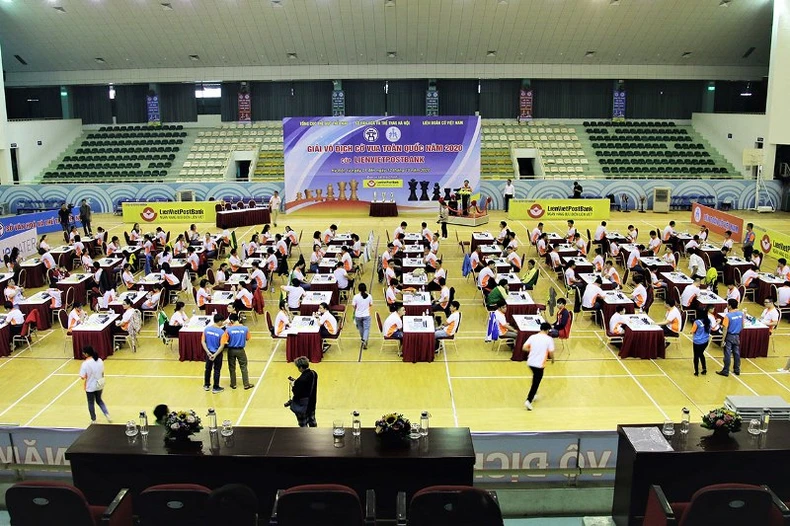 Phạm Lê Thảo Nguyên giành cú đúp Huy chương vàng -0