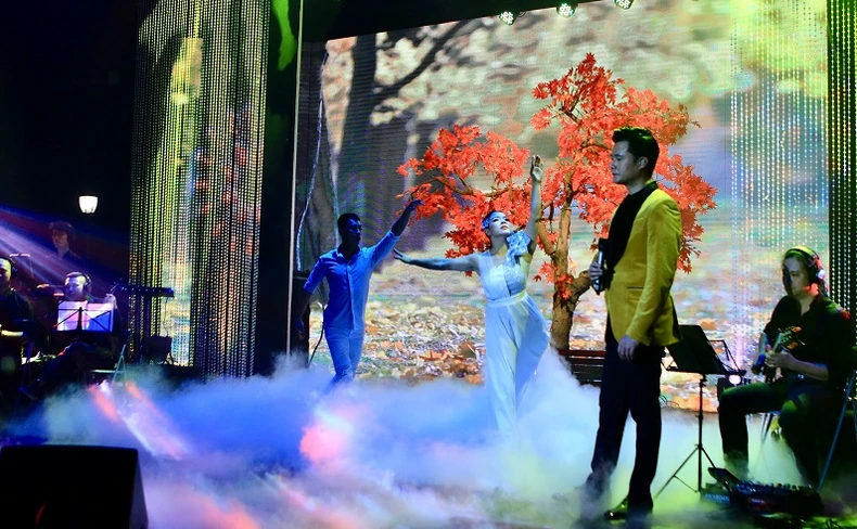 Ngọt ngào đêm liveshow “Mùa thu cho em” -0