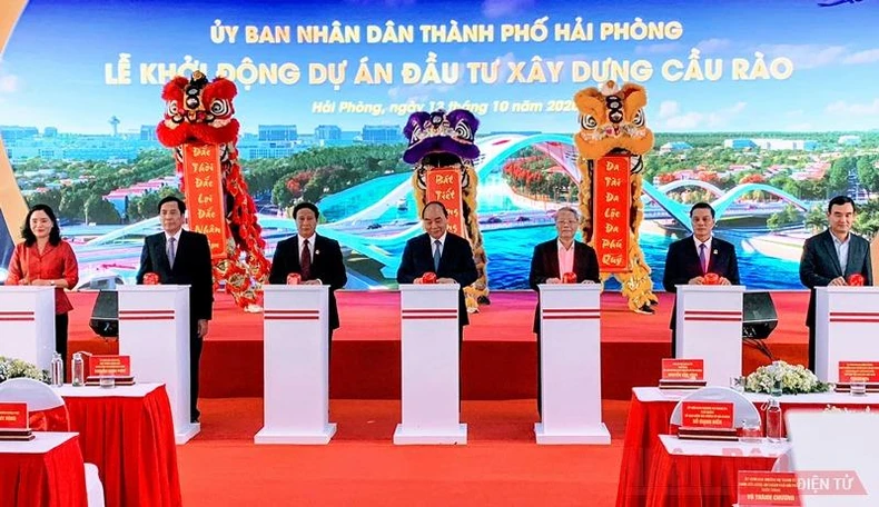 Thủ tướng dự khánh thành tuyến đường vào và Khu bảo tồn bãi cọc Cao Quỳ -0