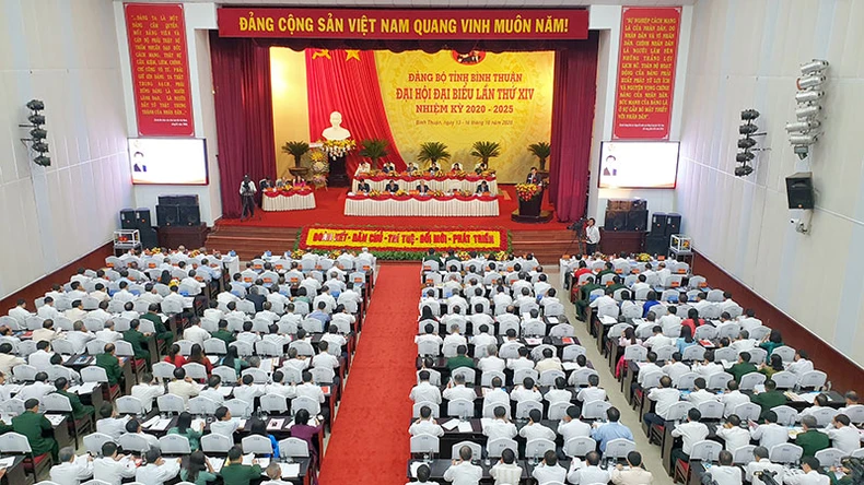 Khai mạc Đại hội Đại biểu Đảng bộ tỉnh Bình Thuận lần thứ 14 -0