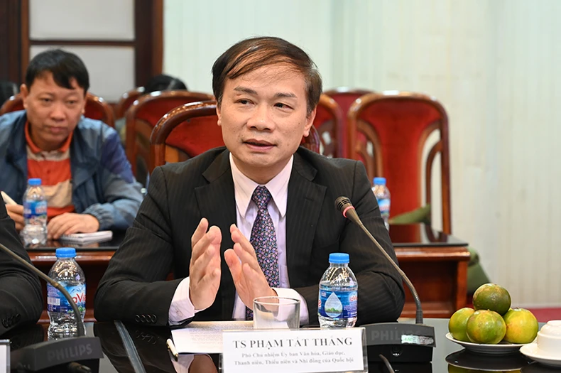 Giao lưu trực tuyến