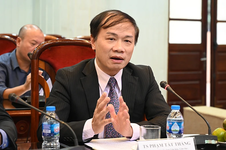 Giao lưu trực tuyến