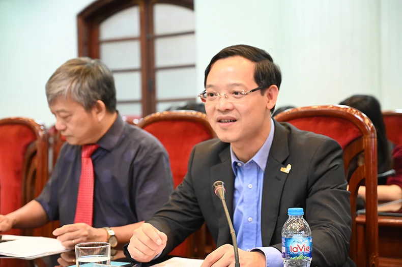Giao lưu trực tuyến