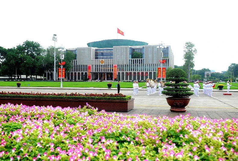 Lãnh đạo Đảng, Nhà nước và đại biểu Quốc hội vào Lăng viếng Chủ tịch Hồ Chí Minh -0