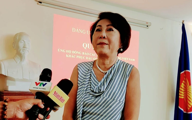Cộng đồng người Việt tại Campuchia hướng về đồng bào miền trung -0