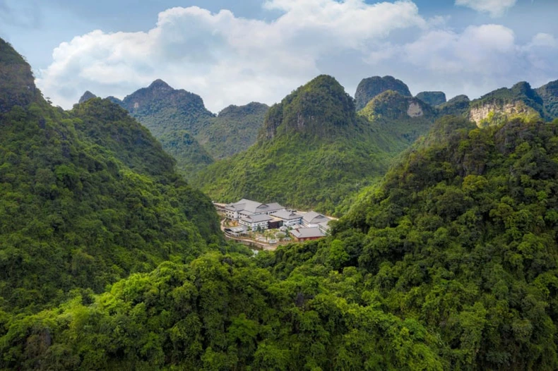 Nghỉ dưỡng biệt lập để du lịch an toàn thời “sống chung với dịch” -0