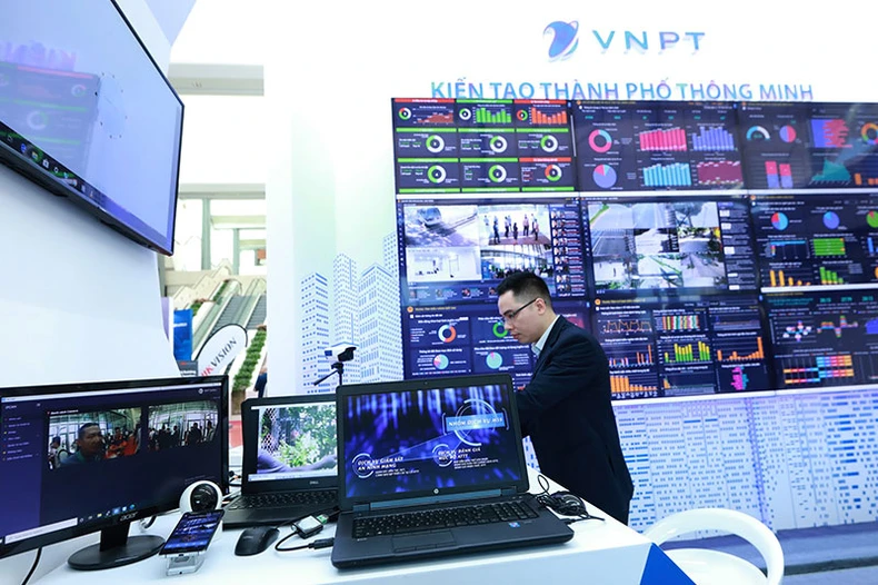 VNPT trình diễn các giải pháp đô thị thông minh “Make in Vietnam” tại ASEAN Smart Cities Summit & Expo 2020 -0