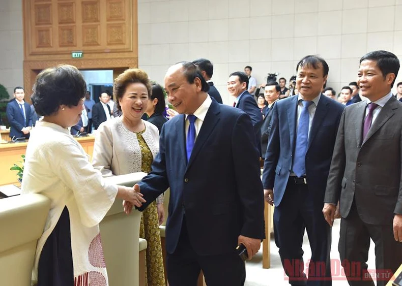 Thủ tướng Nguyễn Xuân Phúc gặp mặt các doanh nghiệp có sản phẩm đạt Thương hiệu quốc gia Việt Nam -0