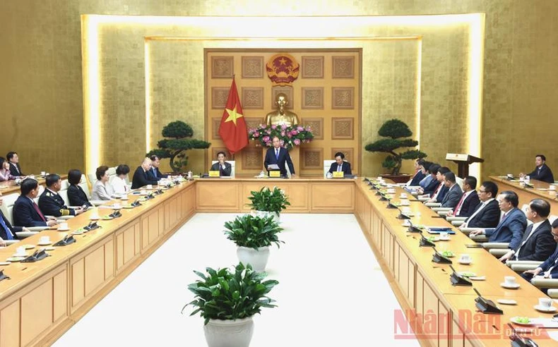 Thủ tướng Nguyễn Xuân Phúc gặp mặt các doanh nghiệp có sản phẩm đạt Thương hiệu quốc gia Việt Nam -0