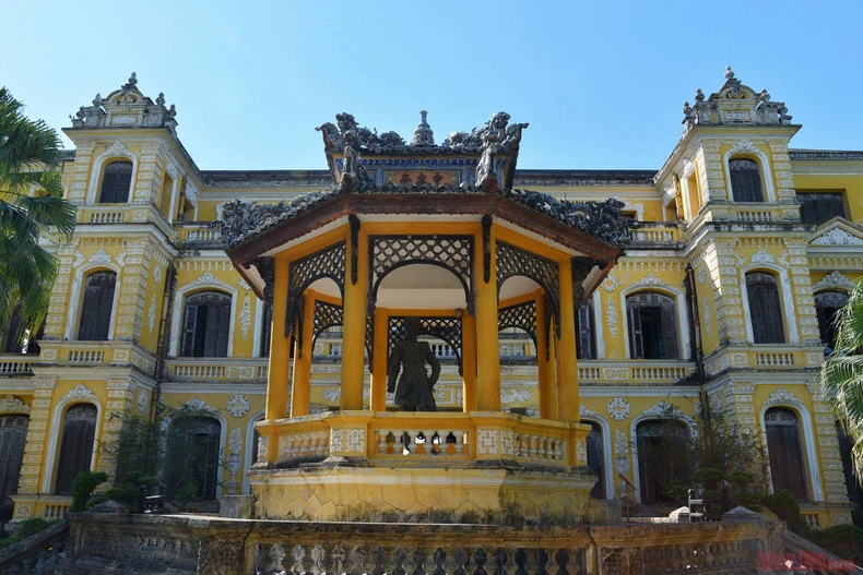 Vàng son một thuở cung An Định -0