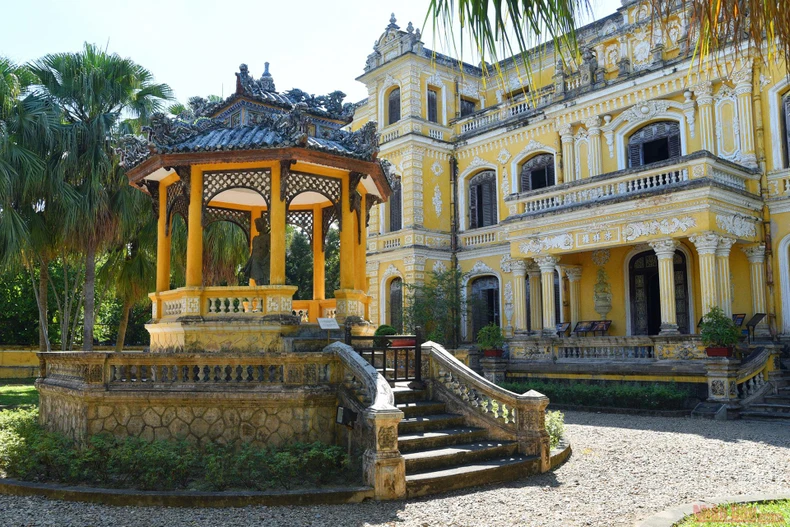 Vàng son một thuở cung An Định -0