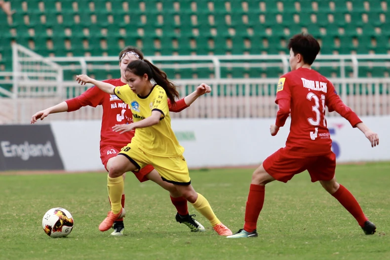TP Hồ Chí Minh I giữ ngôi đầu bảng -0
