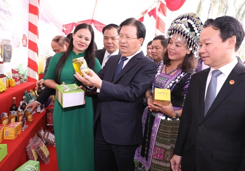 Xây dựng nông thôn mới vùng đặc biệt khó khăn -0