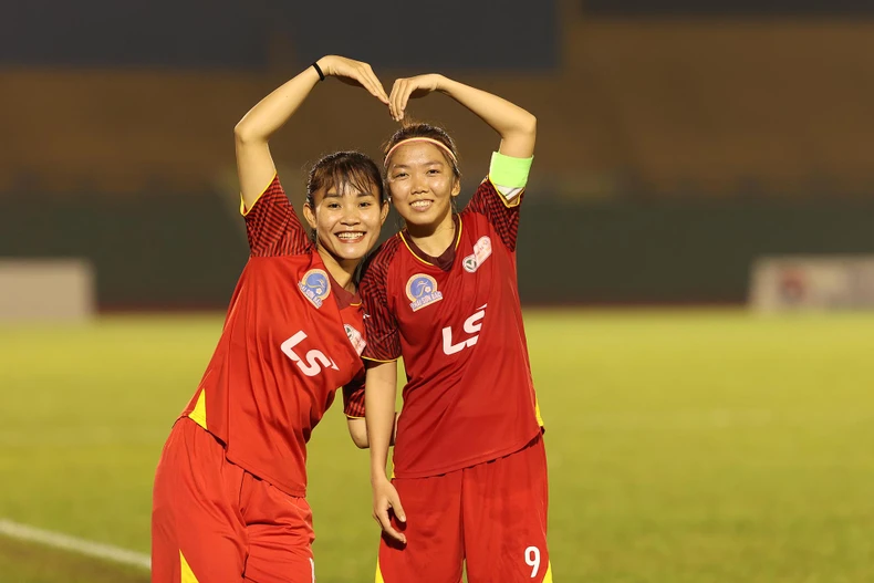 TPHCM I vô địch sớm -0