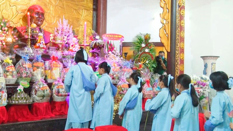 Long trọng lễ giỗ lần thứ 91 cụ Phó bảng Nguyễn Sinh Sắc -0