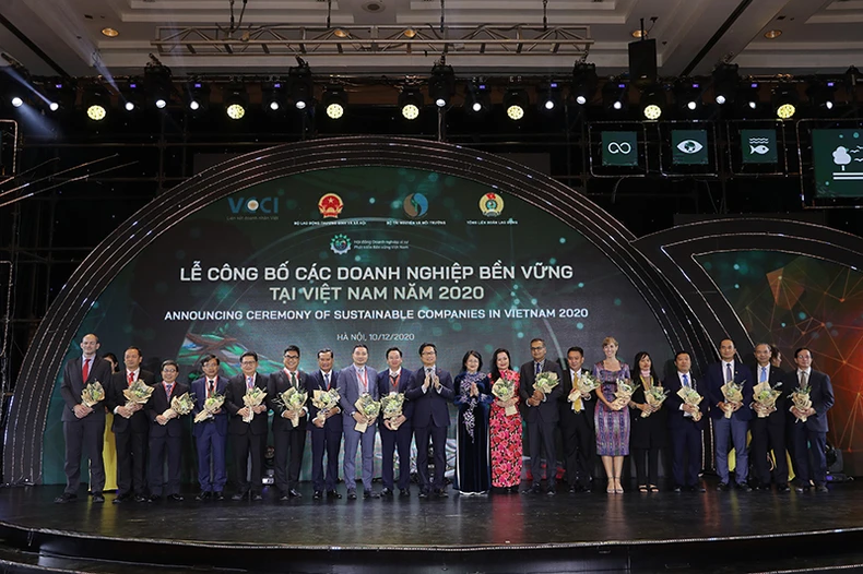 VietinBank được vinh danh Top 10 Doanh nghiệp bền vững Việt Nam năm 2020 -0