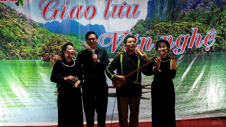 Hồ Ba Bể - viên ngọc bích miền thượng du -0