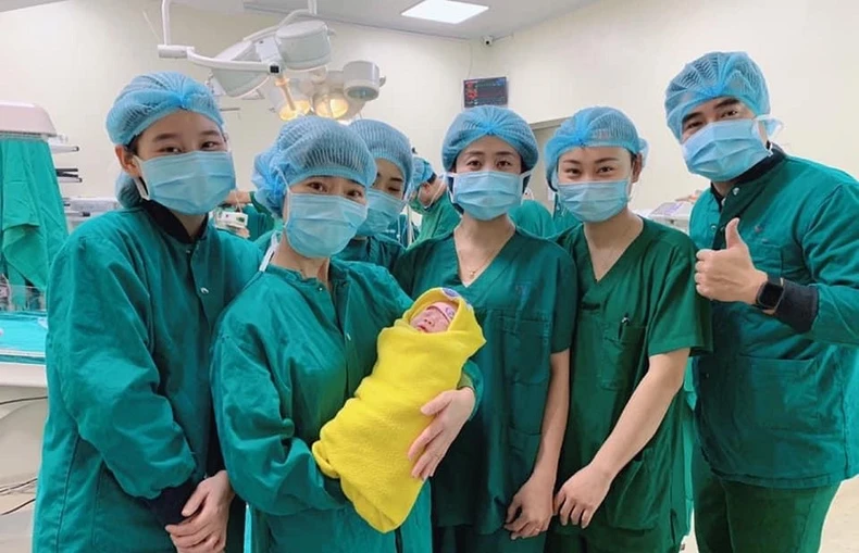 Phối hợp liên viện mổ đẻ thành công cho sản phụ suy tim nặng, tăng áp phổi -0